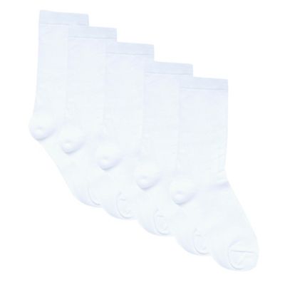 Boy's pack of five white socks